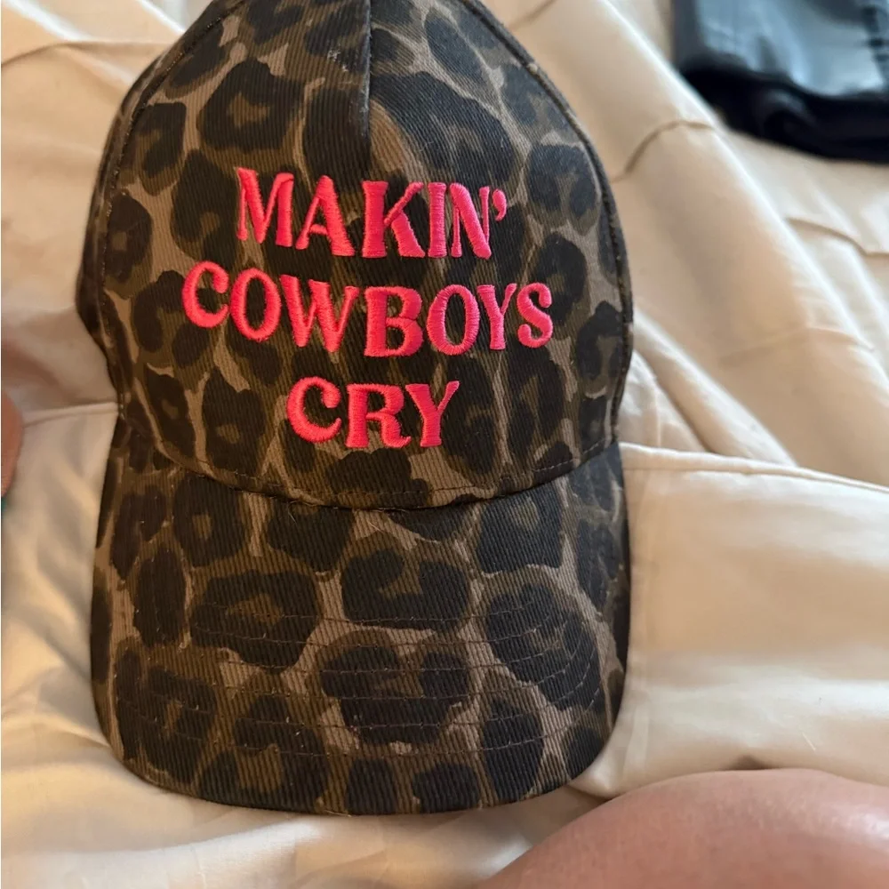 make cowboy cry, cheetah hat